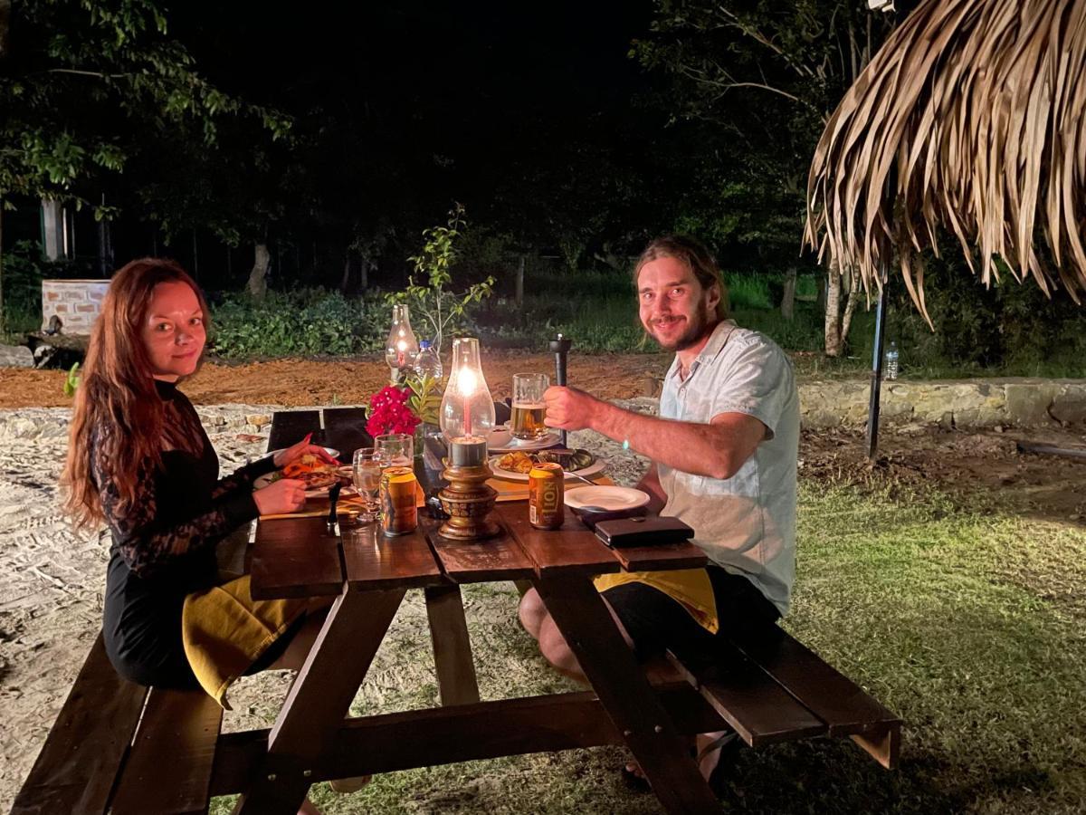 Yala Lake View Cabanas Tissamaharama Ngoại thất bức ảnh